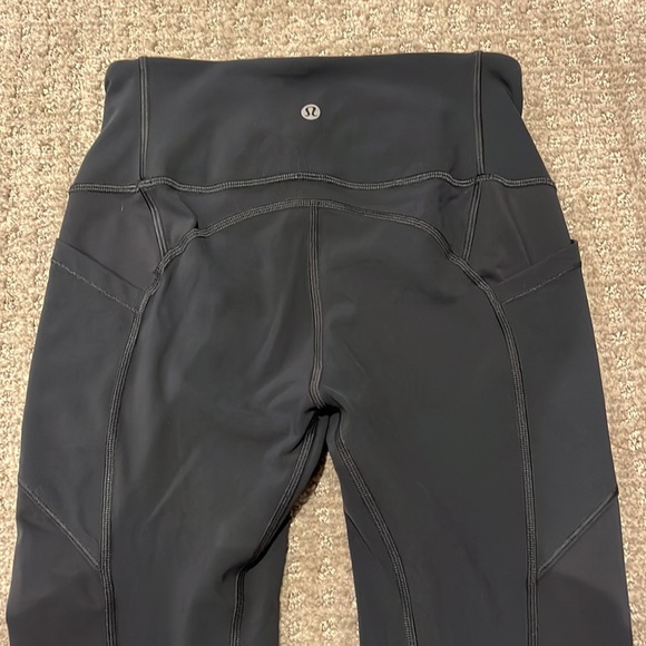 Lululemon all the right places - Picture 5 of 13